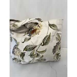 Laura Ashley Womens Canvas Tote Shoulder Bag Floral Beach Cottagecore Coastal